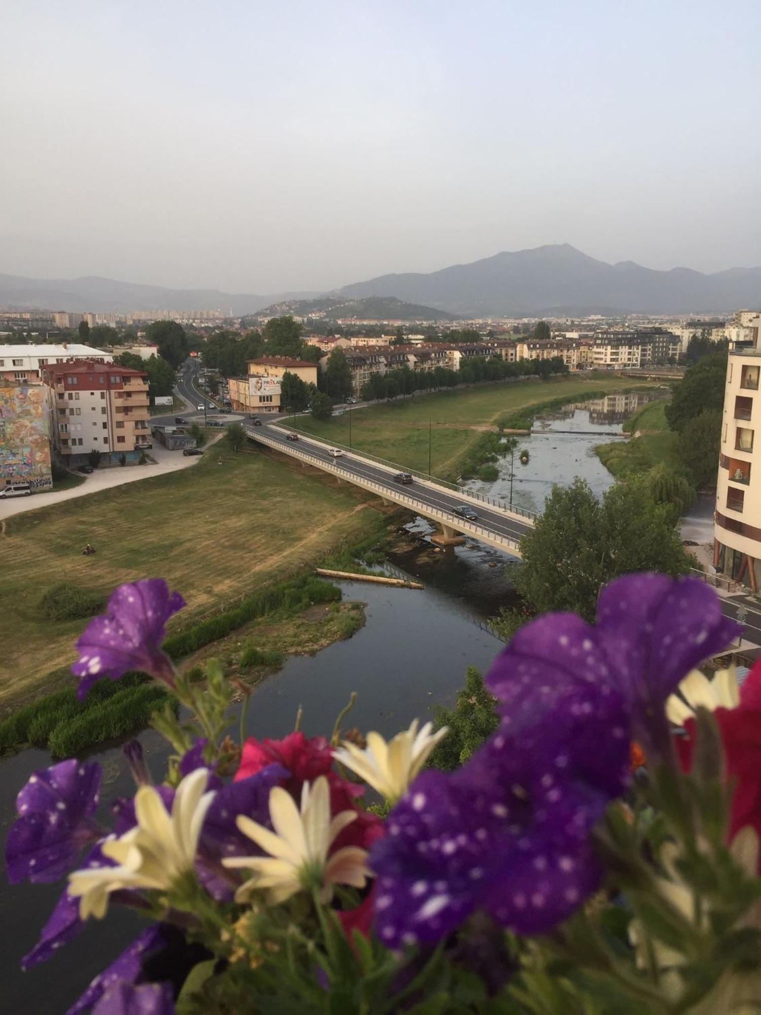 شقة نهر اليجا SJJ Esterno foto